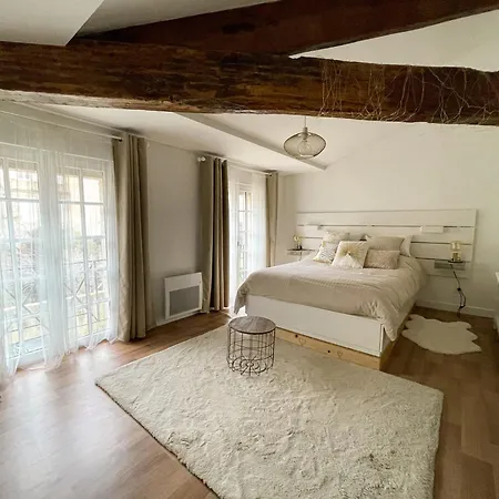 Holiday home Maison + Parking Prive Au Coeur 60m2