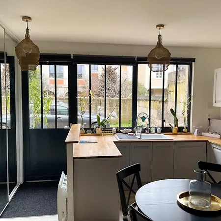 Maison + Parking Prive Au Coeur 60m2 Holiday home Angouleme