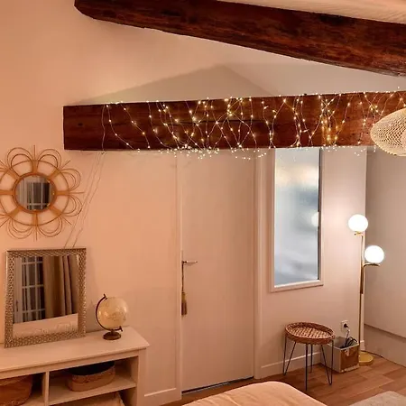 Maison + Parking Prive Au Coeur 60m2 Angouleme