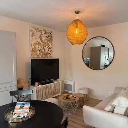 Сasa de vacaciones Maison + Parking Privé Au Cœur 60m2 Angulema