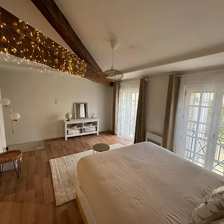 Сasa de vacaciones Maison + Parking Privé Au Cœur 60m2 Angulema