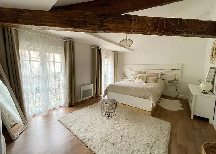 Holiday home Maison + Parking Prive Au Coeur 60m2