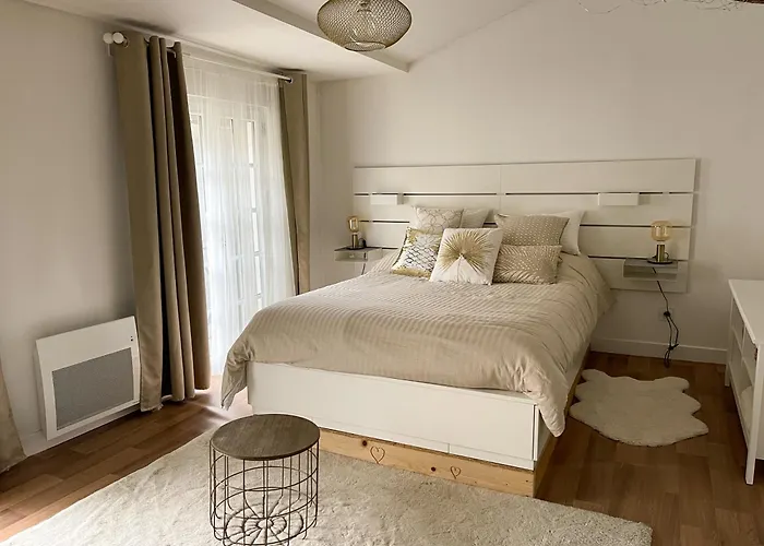 Holiday home Maison + Parking Prive Au Coeur 60m2 *