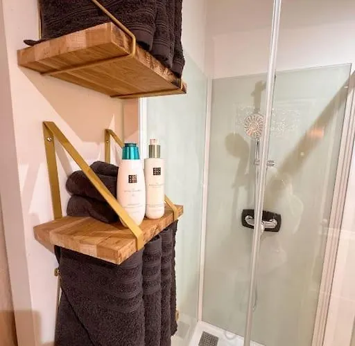 Maison + Parking Prive Au Coeur 60m2 * Angouleme