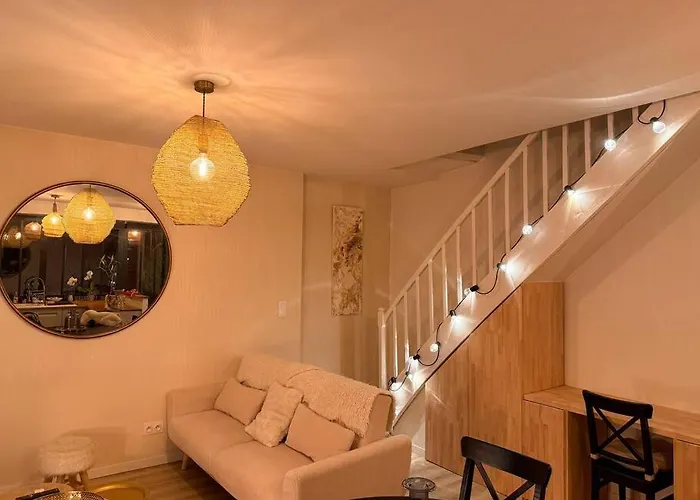 Maison + Parking Prive Au Coeur 60m2 Holiday home Angouleme