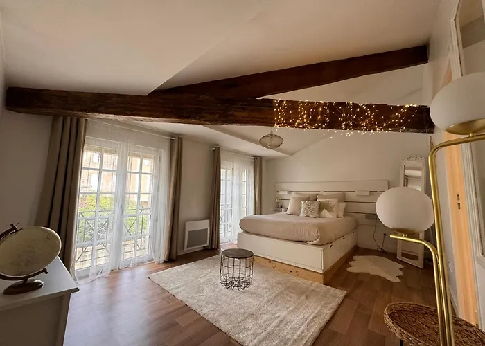 Holiday home Maison + Parking Prive Au Coeur 60m2 *