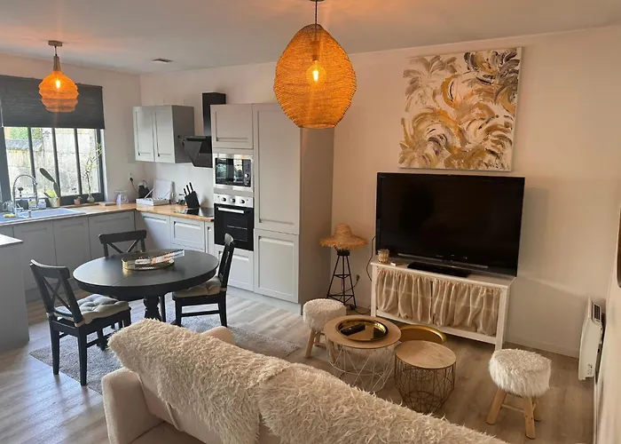 Maison + Parking Prive Au Coeur 60m2 Angouleme