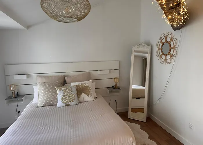 Maison + Parking Prive Au Coeur 60m2 * Angouleme